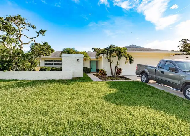 Property at 2830 Wildwood Dr, Clearwater, FL, 33761, 2 beds, 2 baths, [object Object]