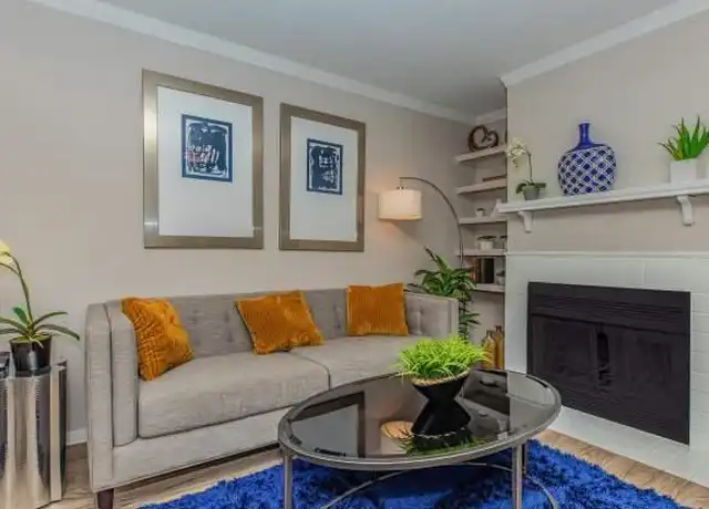 Property at 2115 Estrada Pkwy Unit 2015, Irving, TX, 75061, 2 beds, 2 baths, [object Object]