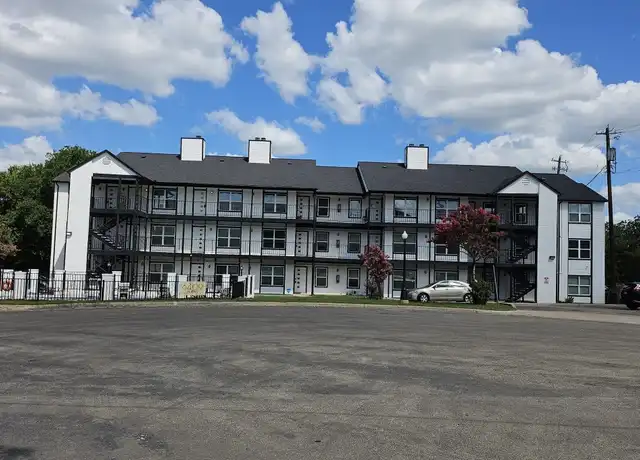 Property at 6409 Burns St #303, Austin, TX, 78752, 1 bed, 1 bath, [object Object]