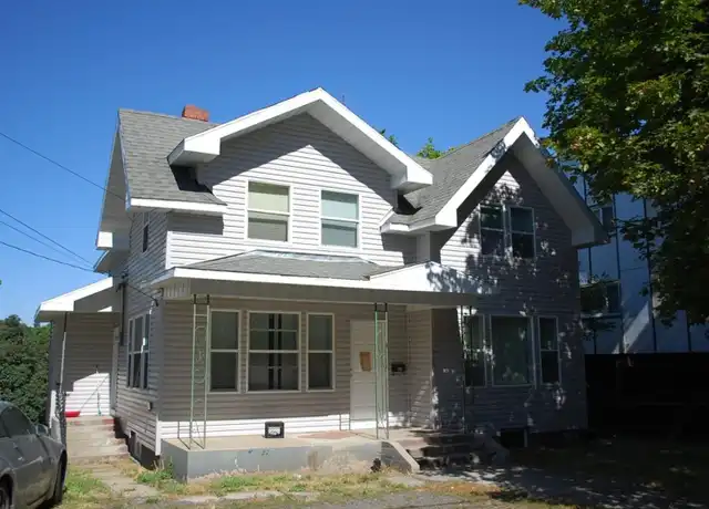 Property at 513-515 NE Kamiaken St, Pullman, WA, 99163, 6 beds, 2 baths, [object Object]