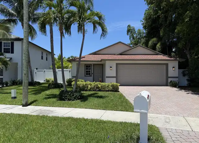 Property at 422 Lucky Ln, Delray Beach, FL, 33444, 3 beds, 2 baths, [object Object]