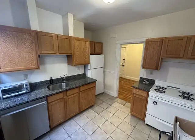 Property at 333 Harvard St Unit 6A, Cambridge, MA, 02139, 2 beds, 1 bath, [object Object]