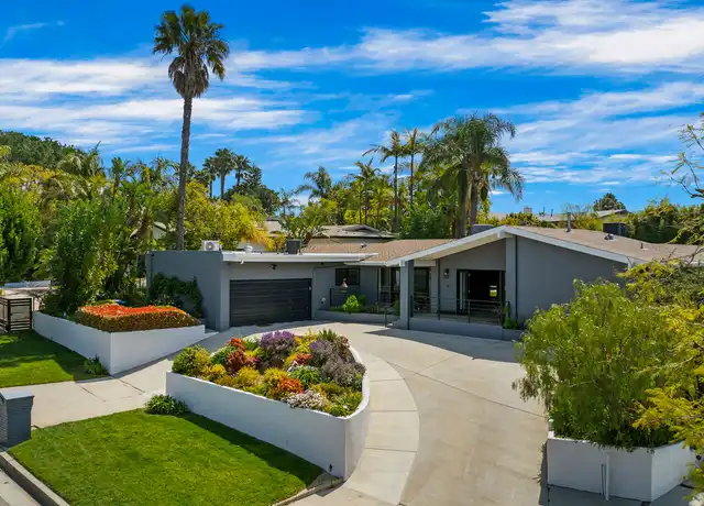 Property at 8400 Mulholland Dr, Los Angeles, CA, 90046, 4 beds, 3 baths, [object Object]