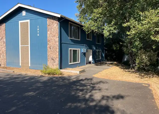 Property at 1975 Crater Lake Ave Unit 4, Medford, OR, 97504, 1 bed, 1 bath, [object Object]