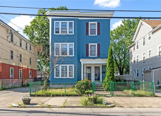 Property at 266 Sayles Ave Unit 2, Pawtucket, RI, 02860, 3 beds, 1 bath, [object Object]