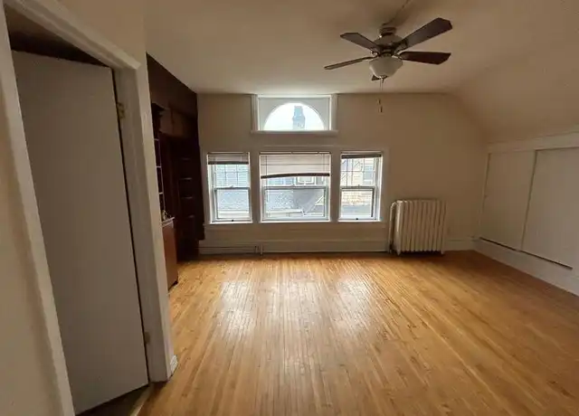 Property at 137 E Gorham St Unit 7, Madison, WI, 53703, 2 beds, 1 bath, [object Object]