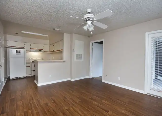 Property at Springs Colony by ARIUM - 264 Springs Colony Cir, Altamonte Springs, FL, 32714, 2 beds, 1-2 bath, [object Object]
