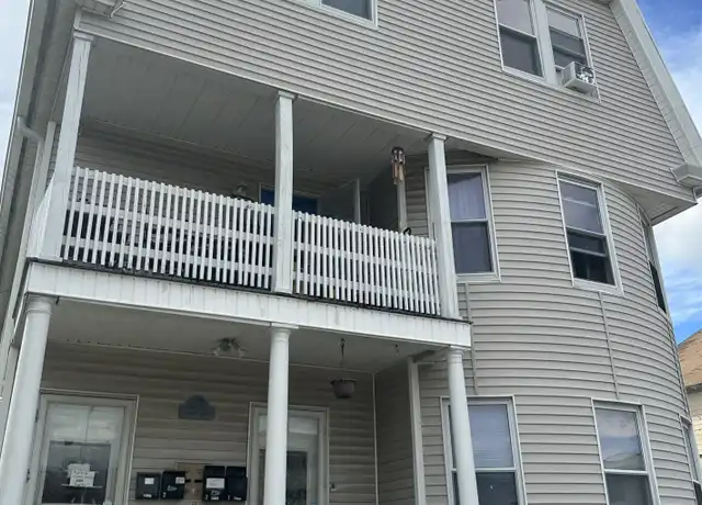 Property at 90 Vernon St Unit 1, Worcester, MA, 01610, 4 beds, 1 bath, [object Object]