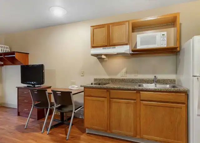 Property at Kansas City - South - I-49 - 11301 Colorado Ave, Kansas City, MO, 64137, 0 beds, 1 bath, [object Object]