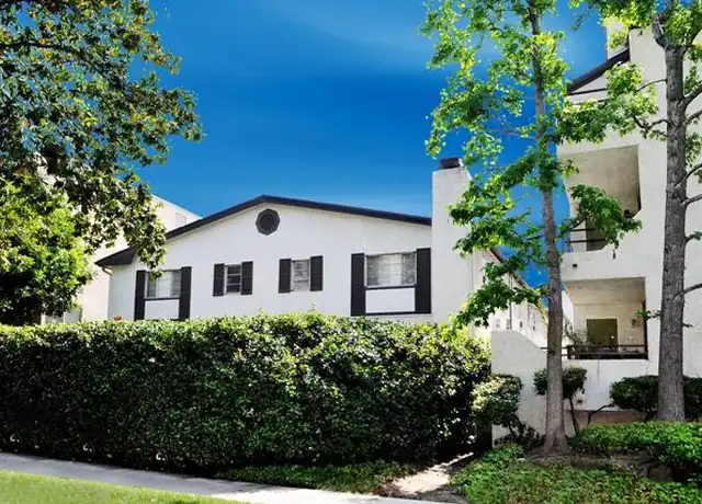 Property at 412 N Louise St, Glendale, CA, 91206, 2 beds, 2.5 baths, [object Object]