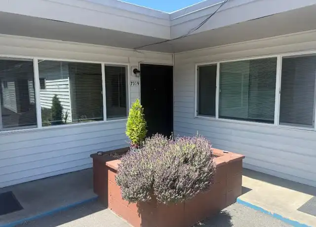 Property at 7315 SW Scholls Ferry Rd Unit 7319, Beaverton, OR, 97008, 3 beds, 1 bath, [object Object]