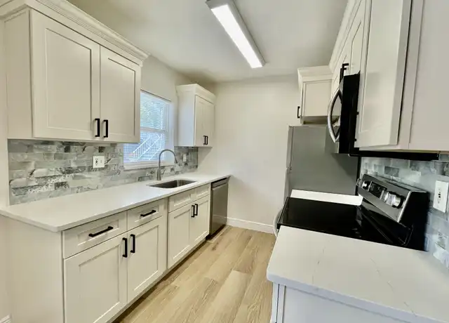 Property at 1863 Kings Hwy Unit 1, Clearwater, FL, 33755, 2 beds, 2 baths, [object Object]