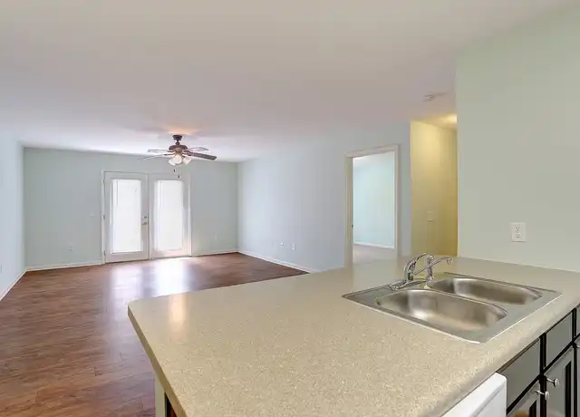 Property at Sumner Gardens Court Apartments - 923 S Westland Ave, Gallatin, TN, 37066, 2 beds, 2 baths, [object Object]