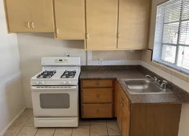 Property at 1411 W Clarendon Ave Unit 2, Phoenix, AZ, 85013, 1 bed, 1 bath, [object Object]