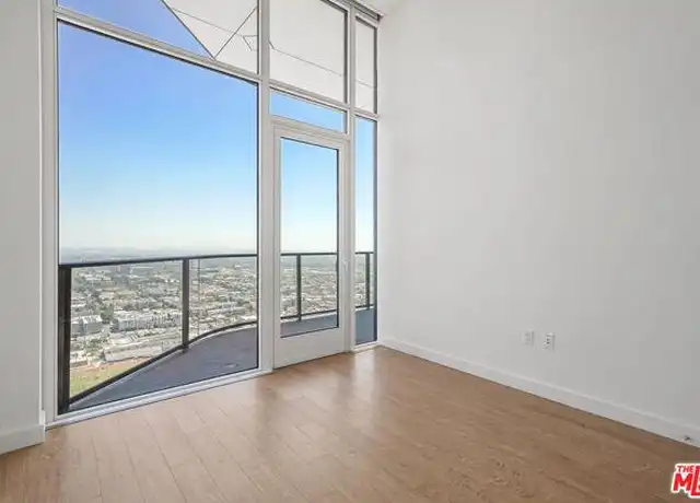 Property at 11750 Wilshire Blvd Unit 3304, Los Angeles, CA, 90025, 1 bed, 1 bath, [object Object]