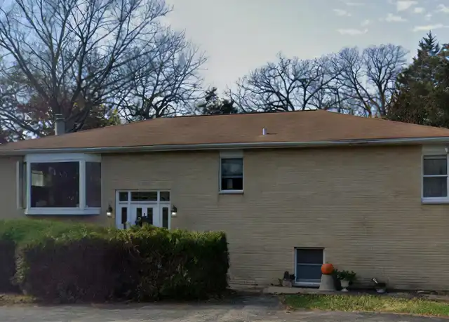 Property at 728 N Lakeview Dr, Round Lake, IL, 60073, 3 beds, 2 baths, [object Object]