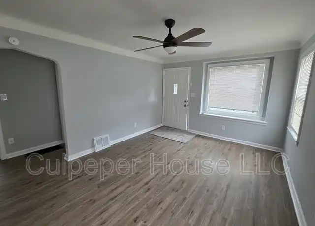 Property at 39 W Gramercy Ave, Toledo, OH, 43612, 3 beds, 1 bath, [object Object]