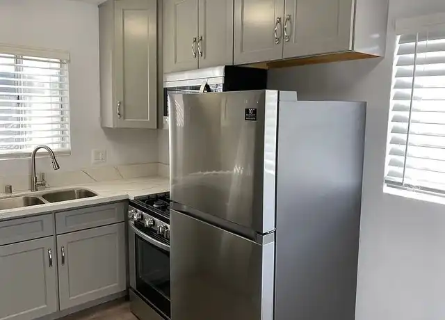 Property at The Olympic - 1234 W 37th Pl, Los Angeles, CA, 90007, 3 beds, 1 bath, [object Object]