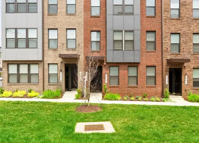 Property at 44487 Wolfhound Sq, Ashburn, VA, 20147, 2 beds, 2.5 baths, [object Object]