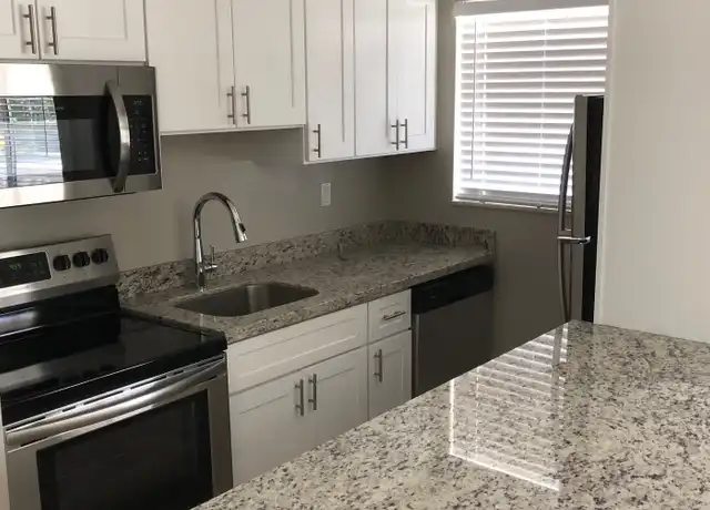 Property at 530 NE 20th St Unit 4A, Wilton Manors, FL, 33305, 1 bed, 1.5 baths, [object Object]