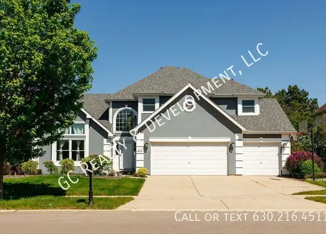 Property at 810 Clarendon Ln, Aurora, IL, 60504, 5 beds, 2.5 baths, [object Object]