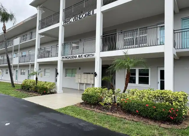 Property at 211 Pasadena Ave N #102, Saint Petersburg, FL, 33710, 1 bed, 1 bath, [object Object]