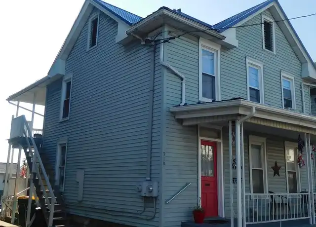 Property at 319 Fairview Ave Apt 2, Waynesboro, PA, 17268, 2 beds, 1 bath, [object Object]