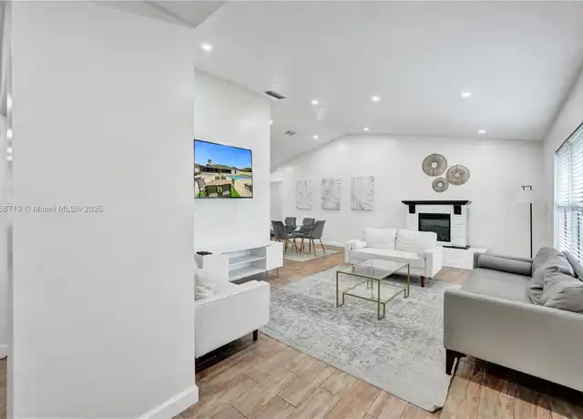 Property at 183 Sunflower Cir, Royal Palm Beach, FL, 33411, 4 beds, 2 baths, [object Object]