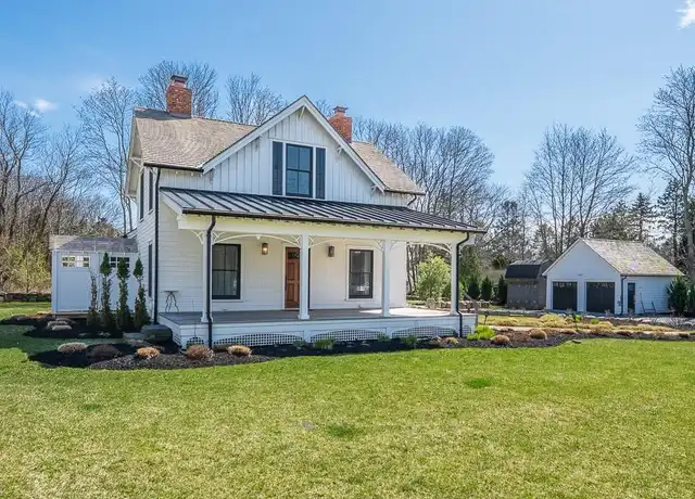 Property at 19000 Main Rd, Mattituck, NY, 11952, 4 beds, 2.5 baths, [object Object]