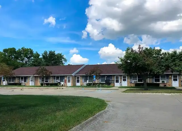 Property at 90 N 3rd St, Shelby, OH, 44875, 1 bed, 1 bath, [object Object]