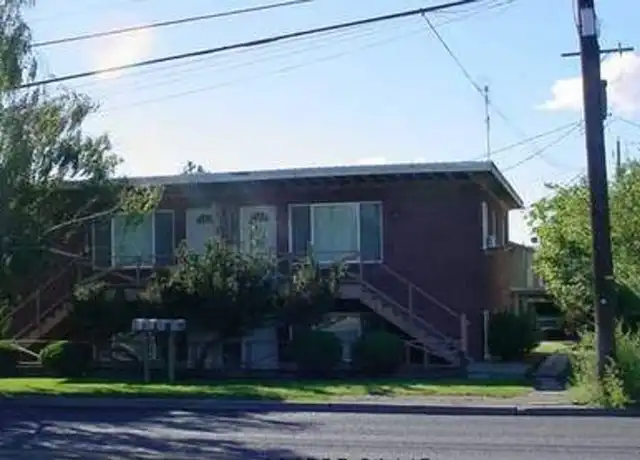 Property at 1130 W Nob Hill Blvd Unit 2, Yakima, WA, 98902, 1 bed, 1 bath, [object Object]