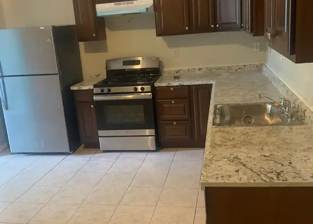Property at 1406 Stratford Ave Unit 2nd f, Bridgeport, CT, 06607, 4 beds, 1.5 baths, [object Object]