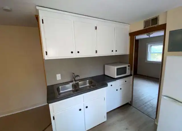 Property at 597 N 600 E Unit 3, Logan, UT, 84321, 2 beds, 2 baths, [object Object]