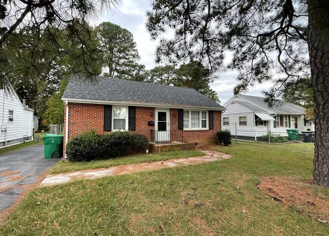 Photo of 515 Battery Pl, Colonial Heights, VA 23834