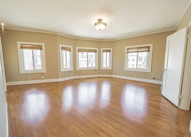 Property at 336 Wayne Ave Unit 2, Oakland, CA, 94606, 1 bed, 1 bath, [object Object]