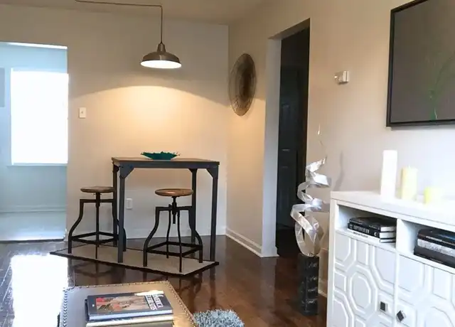 Property at Eleven60 - 1160 Jefferson Ave, Memphis, TN, 38104, 2 beds, 1 bath, [object Object]