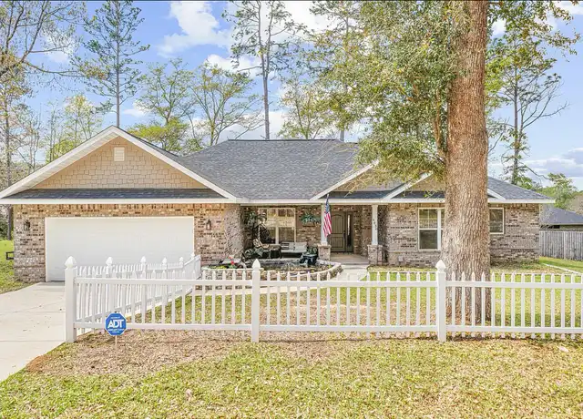 Property at 6030 Dogwood Dr W, Crestview, FL, 32536, 4 beds, 3 baths, [object Object]