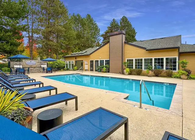 Photo of 7311 Coal Creek Pkwy SE, Newcastle, WA 98059