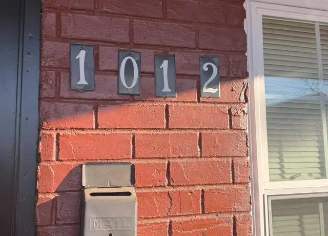 Property at 1012 Park Ave, Chattanooga, TN, 37403, 2 beds, 1 bath, [object Object]