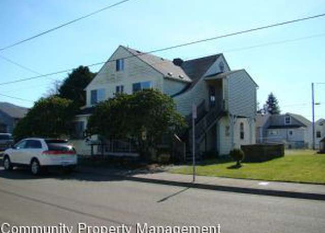 Photo of 925 4th Ave, Seaside, OR 97138