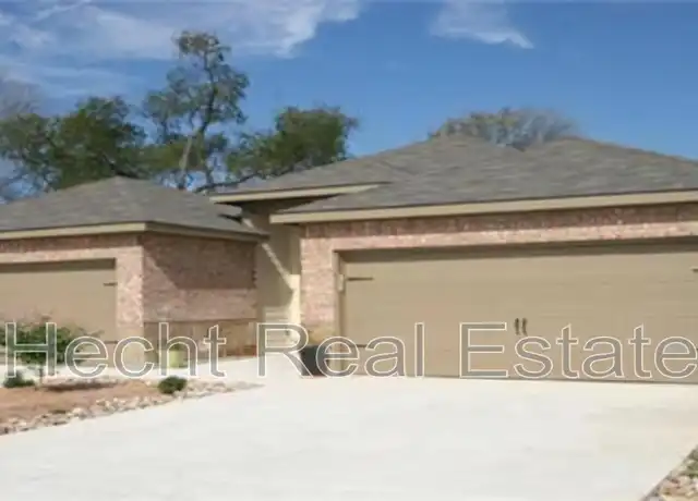 Property at 2556 Pahmeyer Rd, New Braunfels, TX, 78130, 3 beds, 2 baths, [object Object]