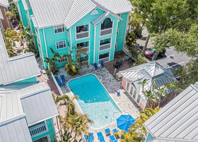 Property at 3002 W Cleveland St Unit D11, Tampa, FL, 33609, 2 beds, 2 baths, [object Object]