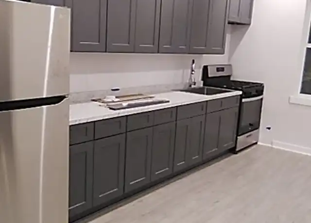 Property at 147 Grant Ave Unit 147-B, Vandergrift, PA, 15690, 2 beds, 1 bath, [object Object]