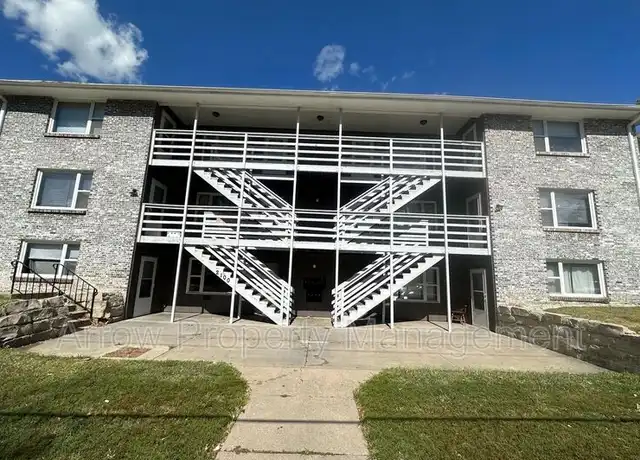 Property at 2100 Garfield St, Lincoln, NE, 68502, 1 bed, 1 bath, [object Object]