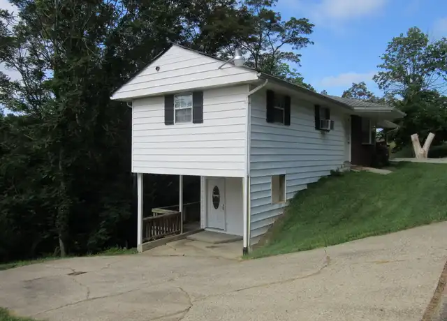 Property at 4 Circle Dr Unit 1, Huntington, WV, 25701, 2 beds, 1 bath, [object Object]