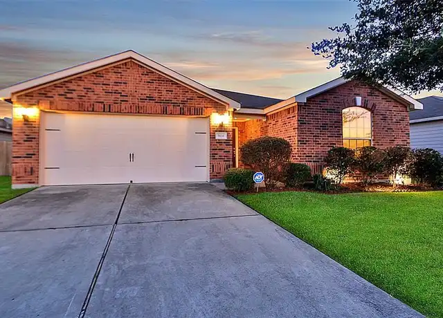 Property at 5634 That Way, Kingwood, TX, 77339, 3 beds, 2 baths, [object Object]