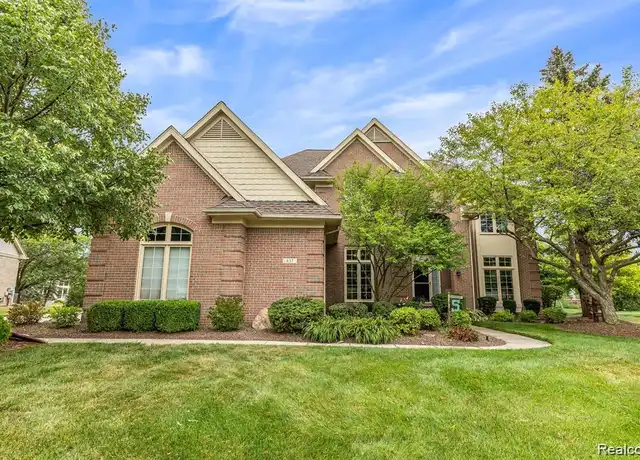 Property at 657 Highlands Dr, Canton, MI, 48188, 4 beds, 3.5 baths, [object Object]