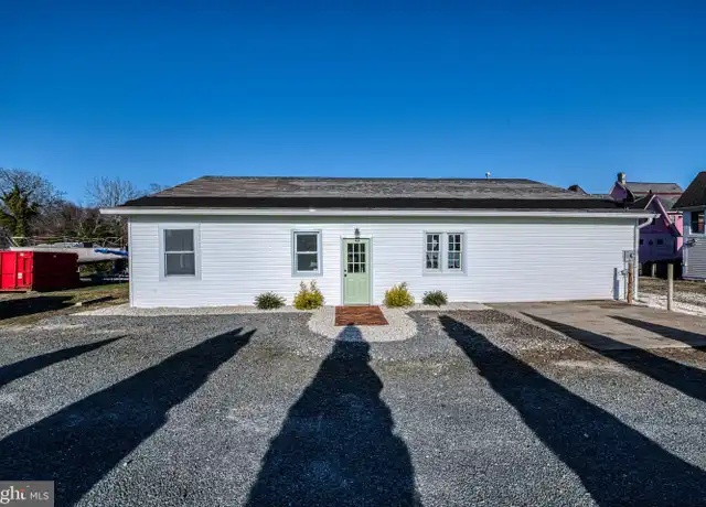 Property at 213 E Main St, Tuckerton, NJ, 08087, 6 beds, 3 baths, [object Object]