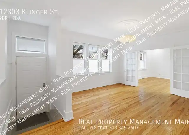 Property at 12303 Klinger St, Hamtramck, MI, 48212, 2 beds, 1.5 baths, [object Object]