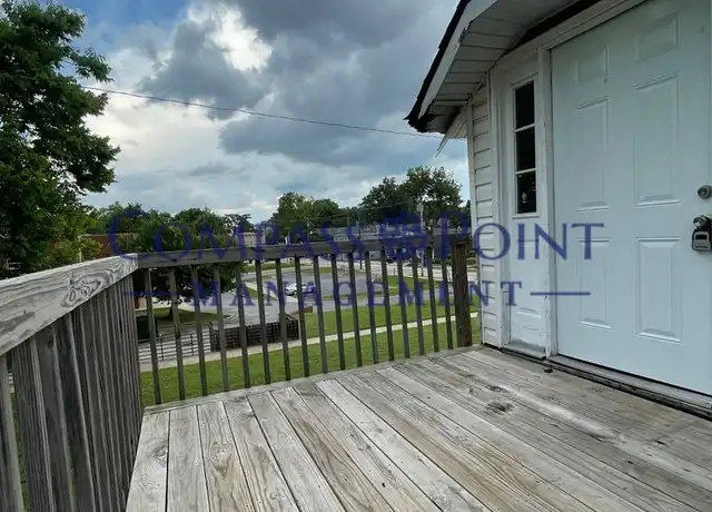 Property at 136 E Fourth St Unit 8, Lexington, KY, 40508, 1 bed, 1 bath, [object Object]